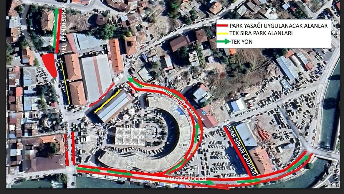 Darende&rsquo;de trafik d&uuml;zenlemesi: Tek y&ouml;n ve park yasağı uygulamaları başladı
