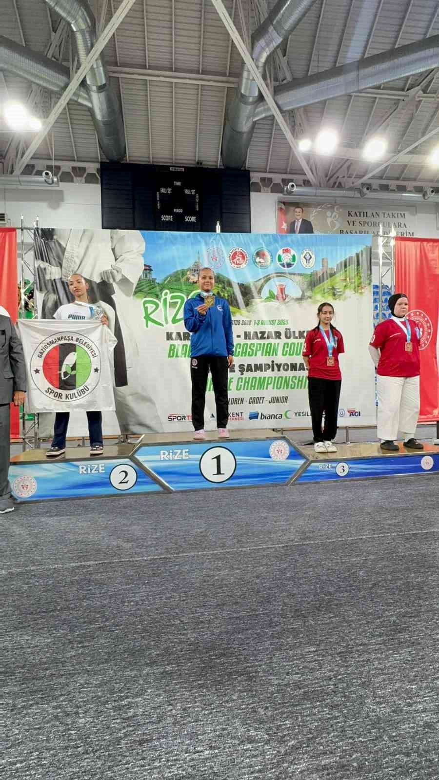 Karate takımından uluslararası arenada gururlandıran başarı

