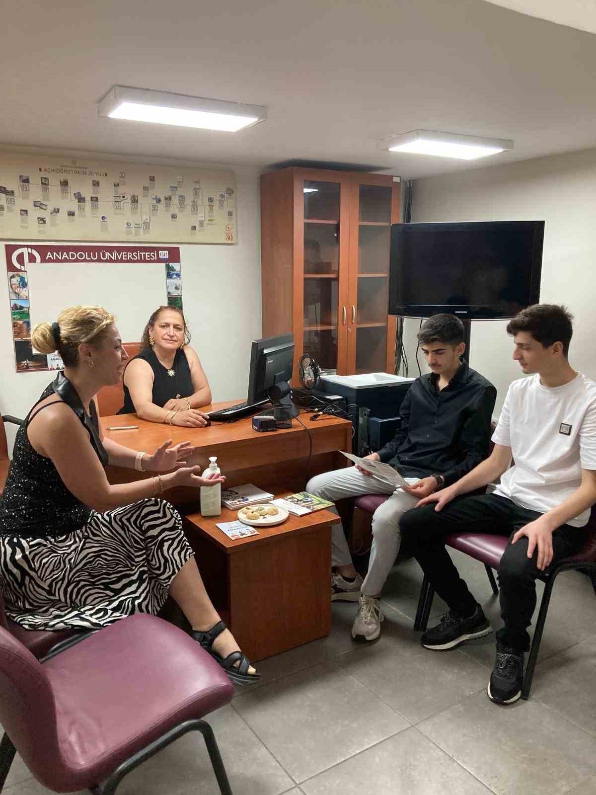 Anadolu Üniversitesi İstanbul’da aday öğrencilerle buluşuyor