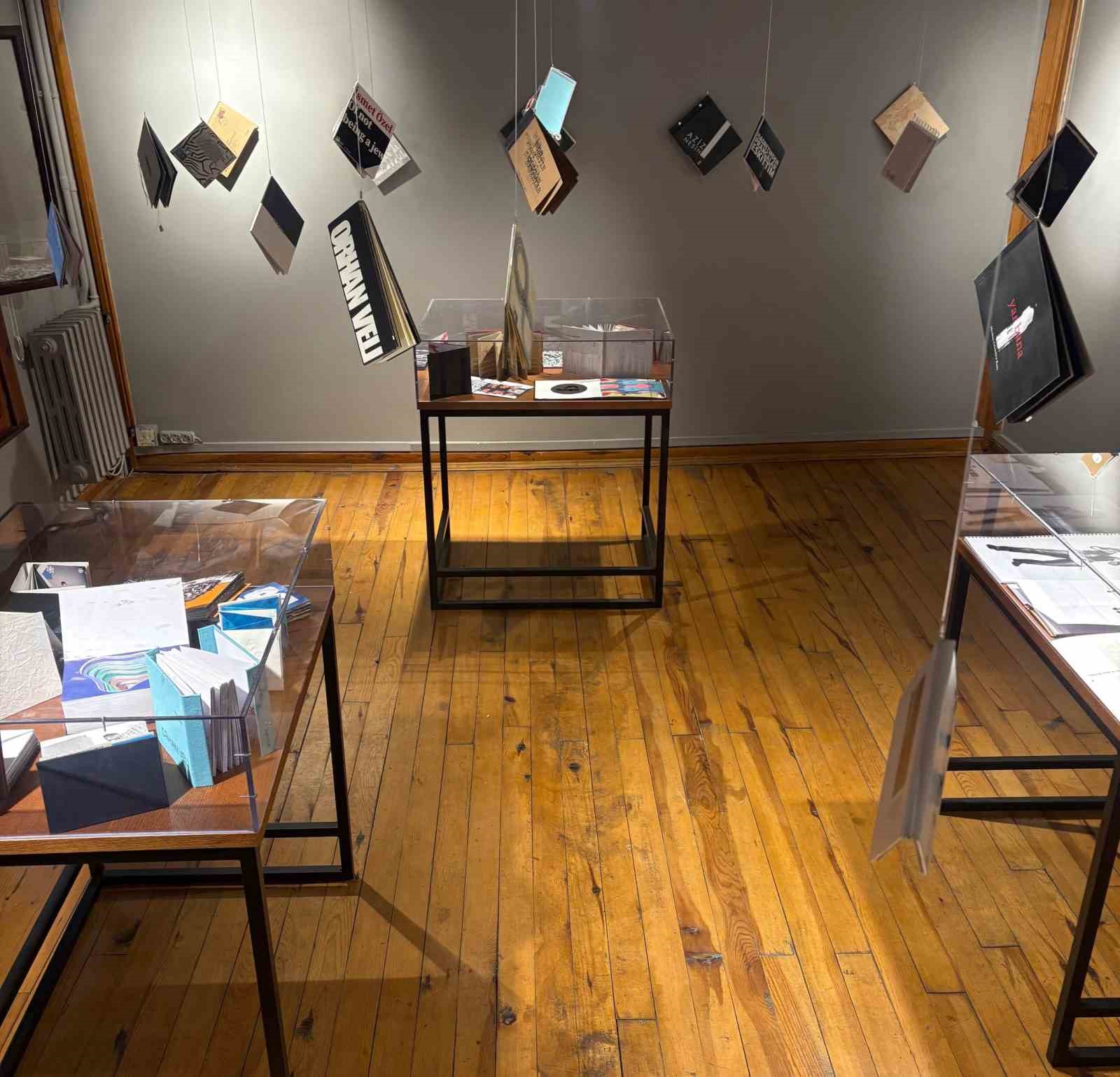 "Kitap Gibi: Bir Tasarım ve Sanat Eseri Olarak Kitap" Sergisi Yunus Emre Yazı Sanatları Müzesi’nde devam ediyor