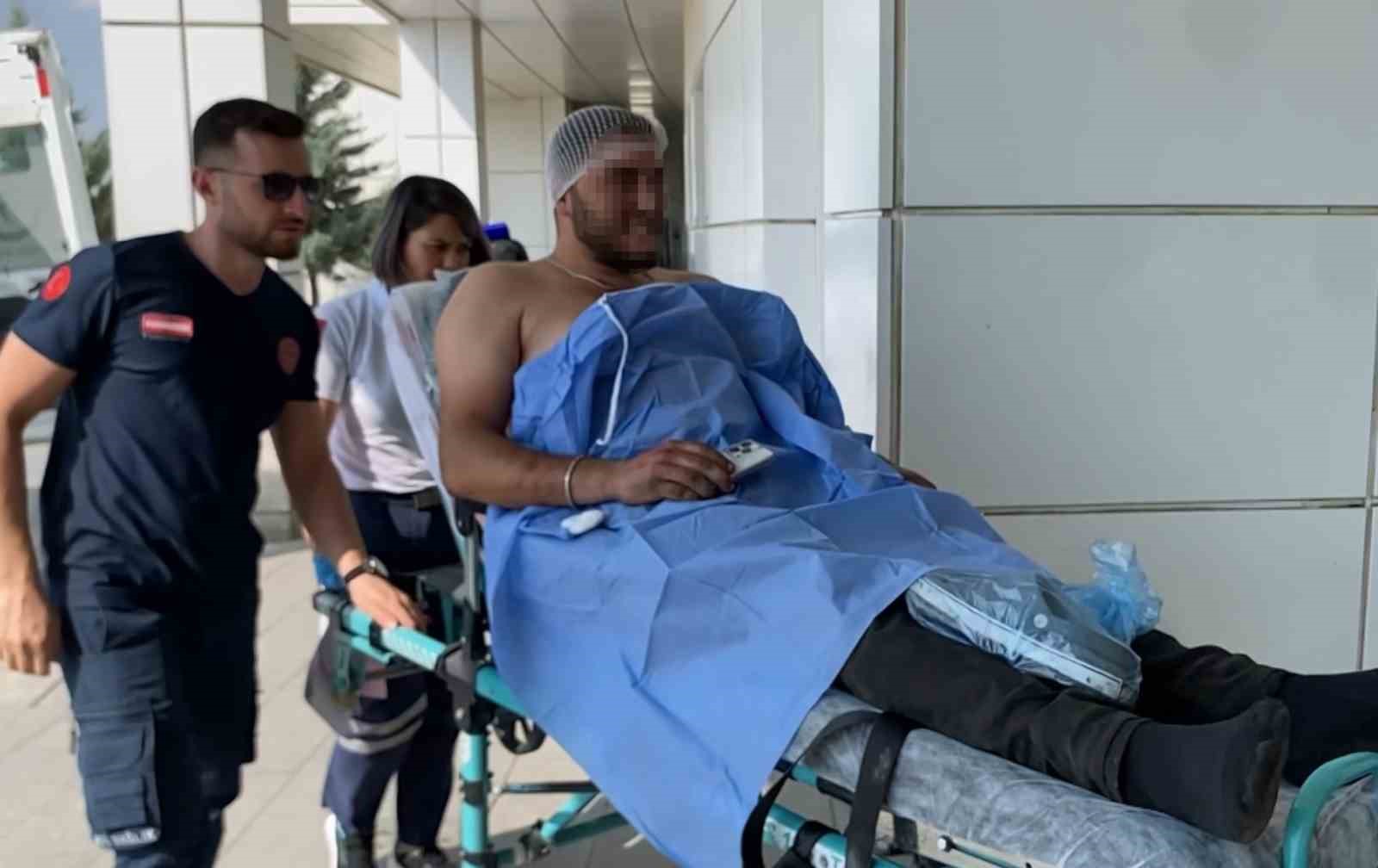 Aksaray’da bıçaklı ve sopalı kavga: 2 yaralı