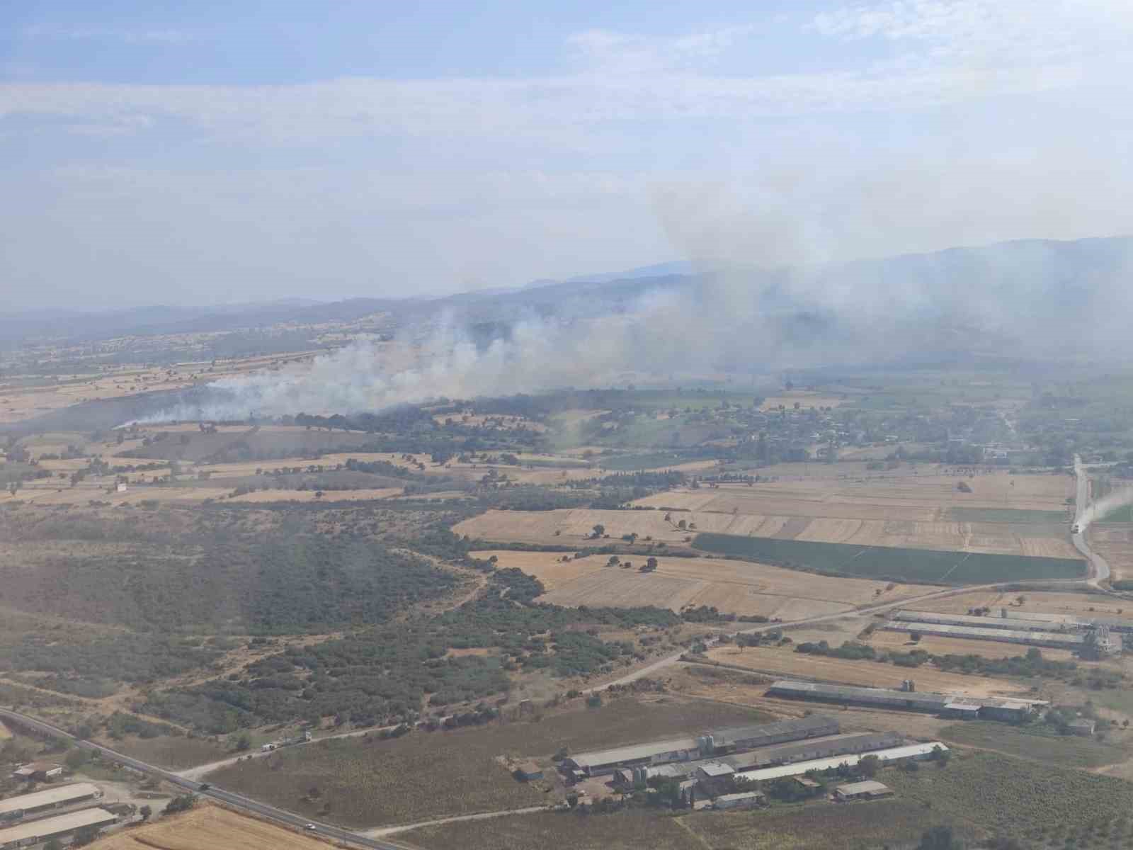 Çanakkale’de tarım arazisindeki yangın kontrol altına alındı