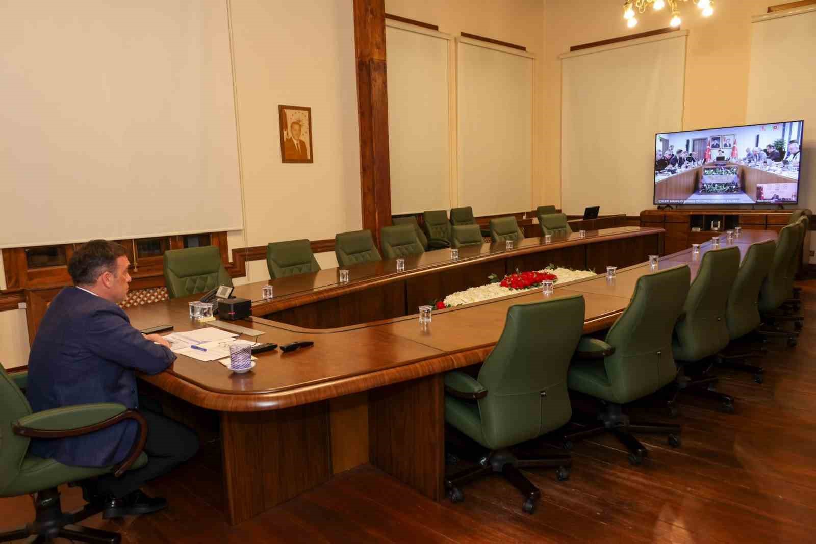 Vali S&ouml;zer, Bakan Yerlikaya başkanlığındaki toplantıya katıldı
