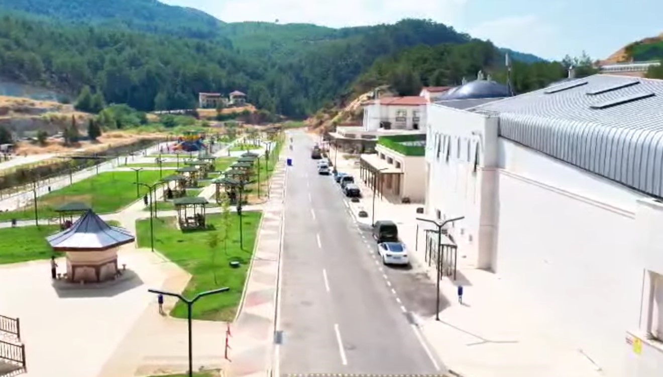 Gediz Ilıca Termal Tatil K&ouml;y&uuml; yenilenen y&uuml;z&uuml;yle ziyaret&ccedil;ilerini ağırlıyor
