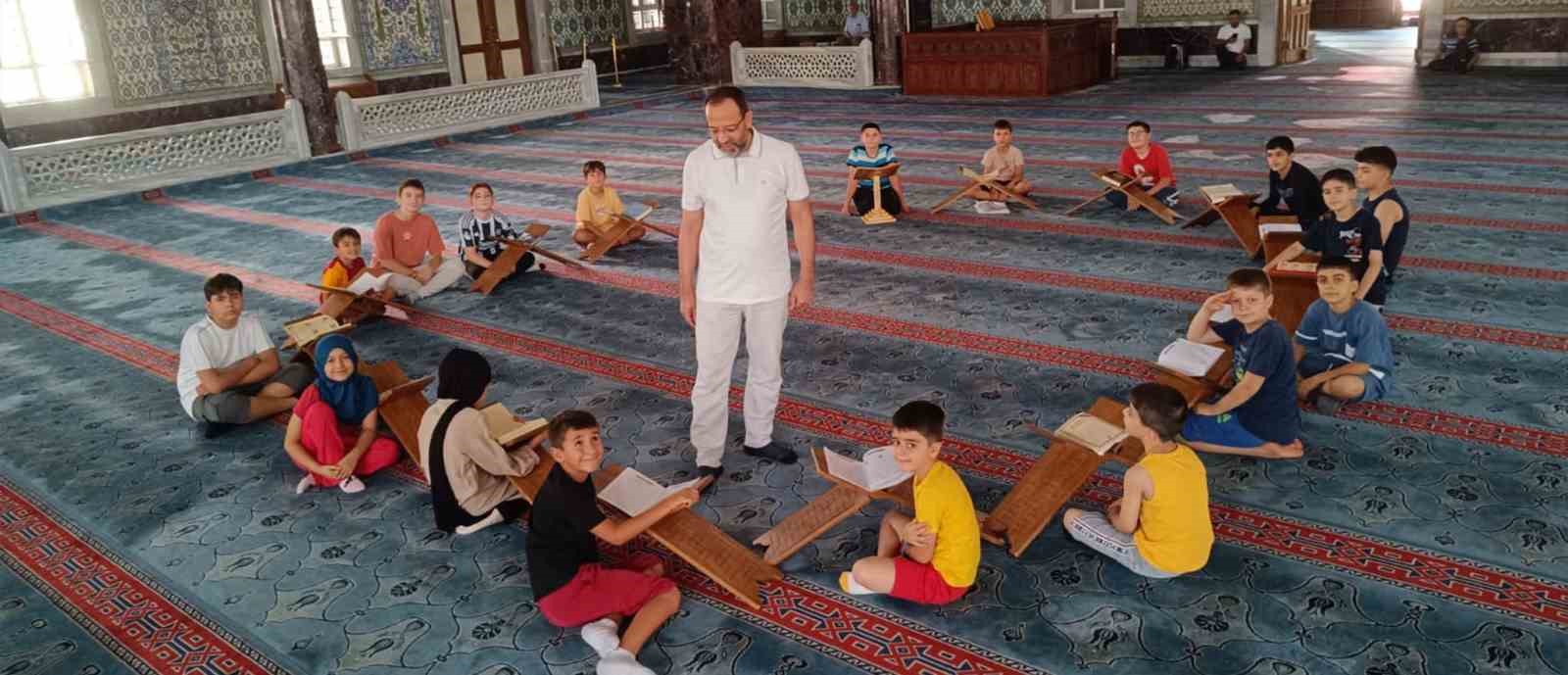 Elazığ’da yaz Kur’an kursları etkinlikleri sürüyor