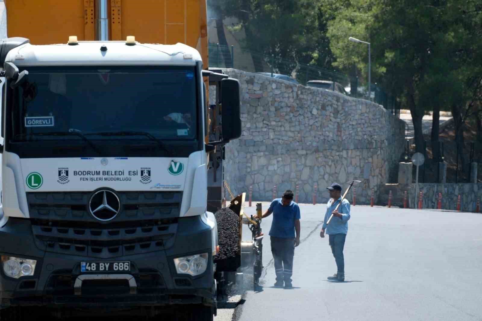 Bodrum’da yol bakım, onarım ve yenileme çalışmaları devam ediyor