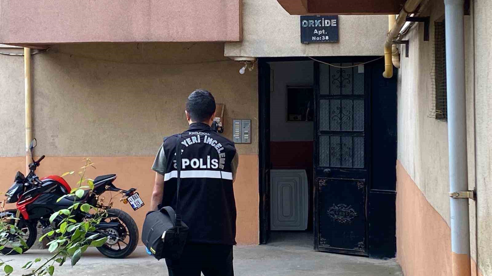 22 yaşındaki genç yatağında ölü bulundu
