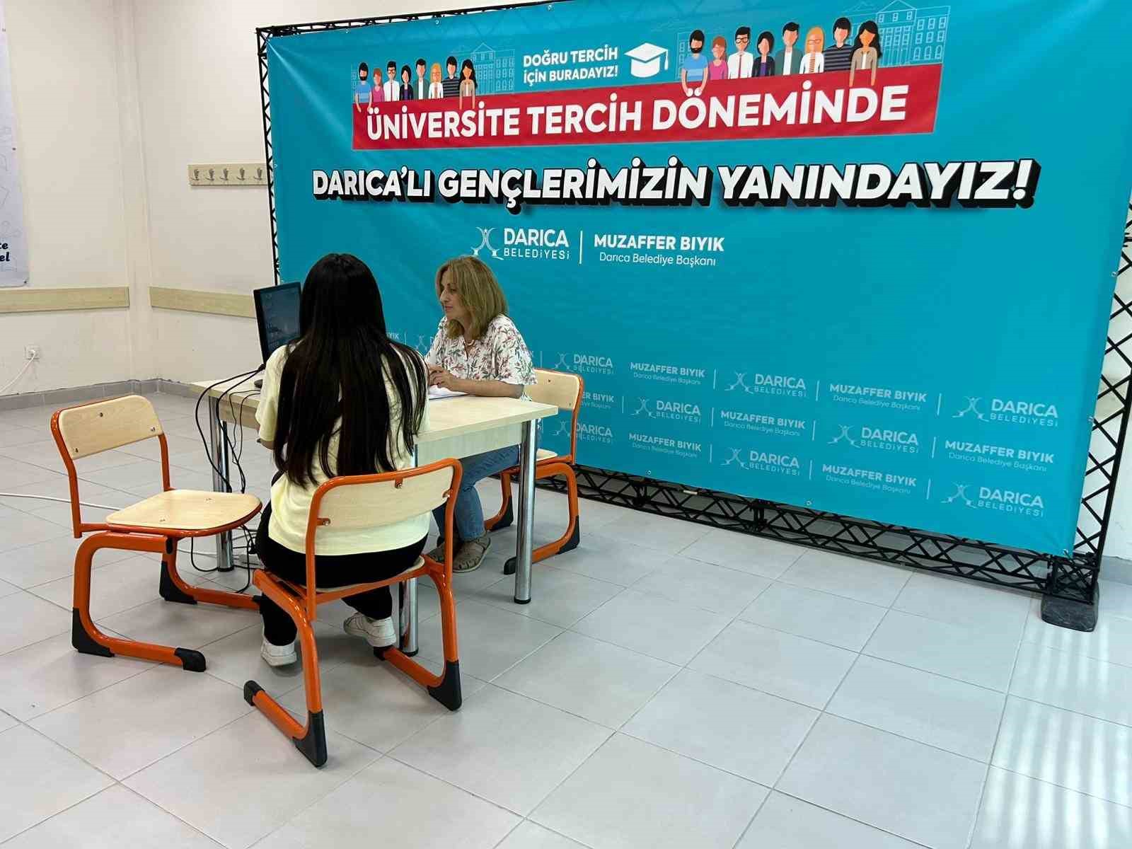 Darıca’da üniversite adaylarına rehberlik desteği

