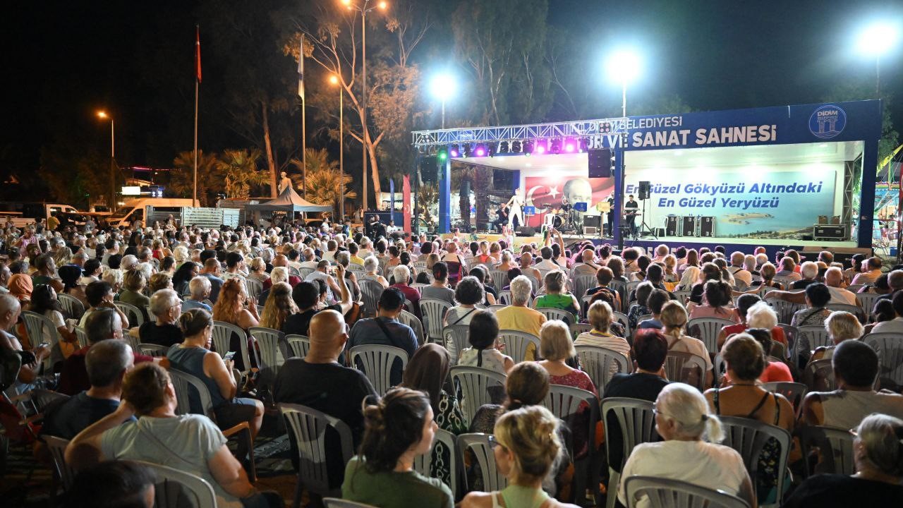 Başkan Çerçioğlu, Didimlileri kültür ve sanatla buluşturuyor