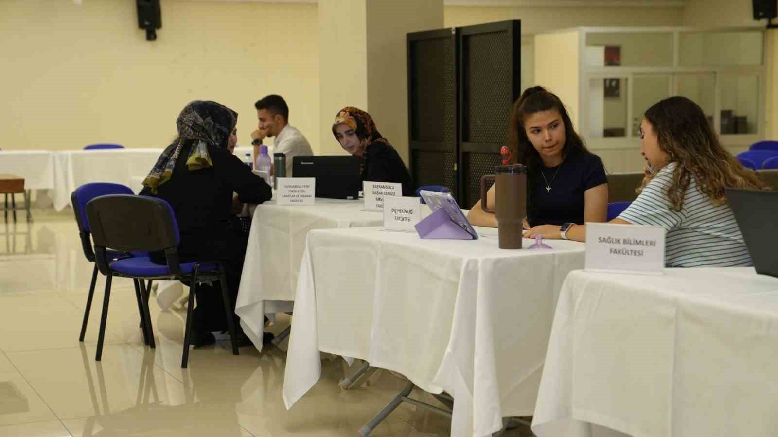 KB&Uuml;&rsquo;den aday &ouml;ğrencilere &uuml;cretsiz birebir tercih danışmanlığı desteği
