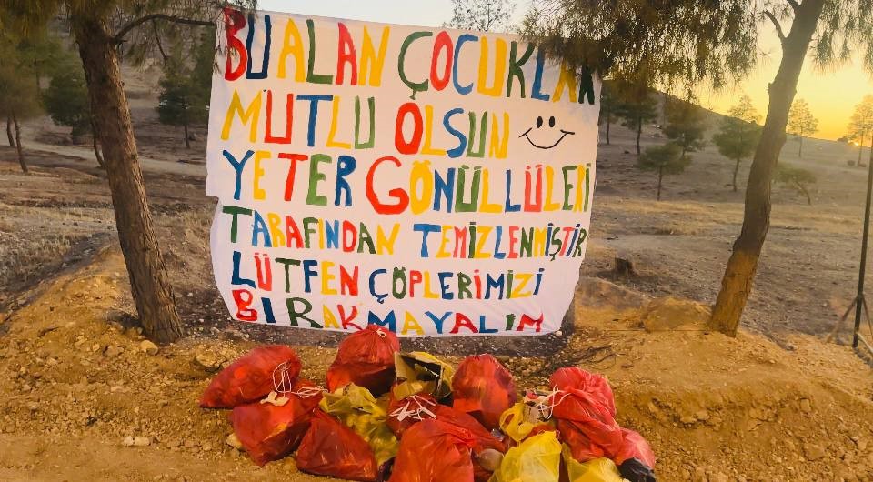 Miniklerden b&uuml;y&uuml;klere &ccedil;evre dersi
