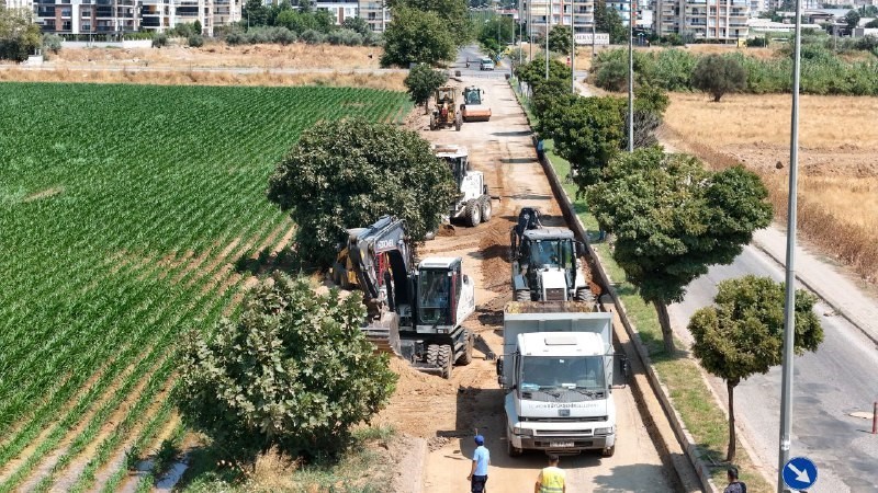 Aydın&rsquo;ın t&uuml;m il&ccedil;elerinde yol yapım ve yenileme &ccedil;alışmaları s&uuml;r&uuml;yor
