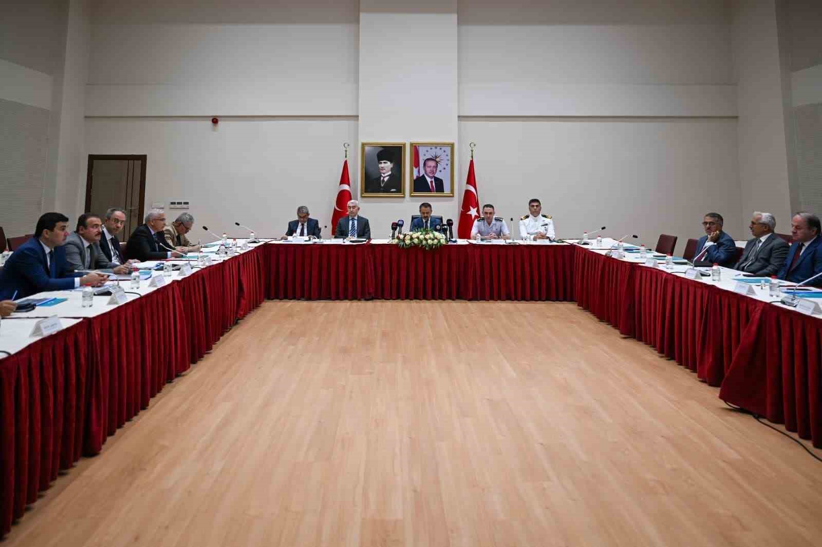 Kocaeli’de 2 suç çetesi çökertildi