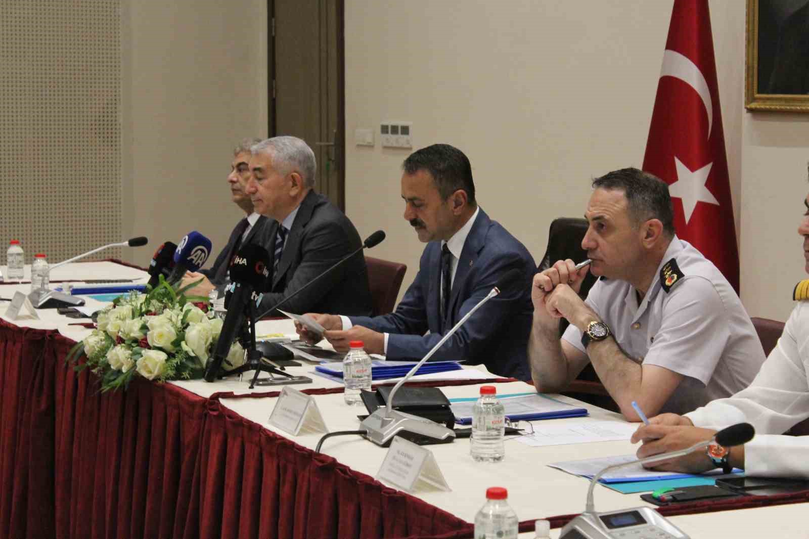 Kocaeli’de 2 suç çetesi çökertildi