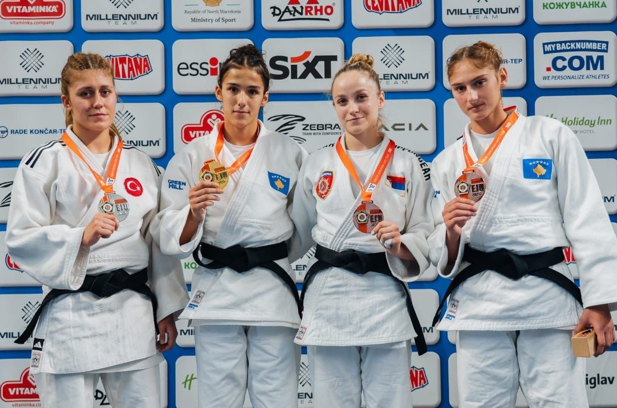 Manisalı Milli Judocu Sura Nil Karasu Avrupa ikincisi oldu
