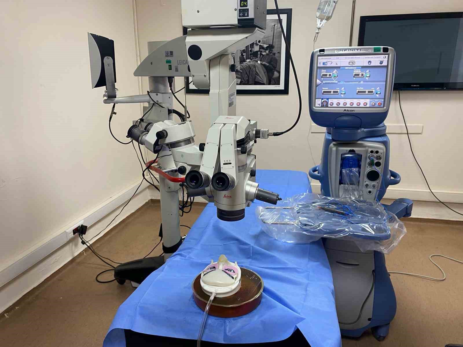 Beyoğlu G&ouml;z Eğitim ve Araştırma Hastanesi&rsquo;nde Mikrocerrahi Eğitim Merkezi a&ccedil;ıldı
