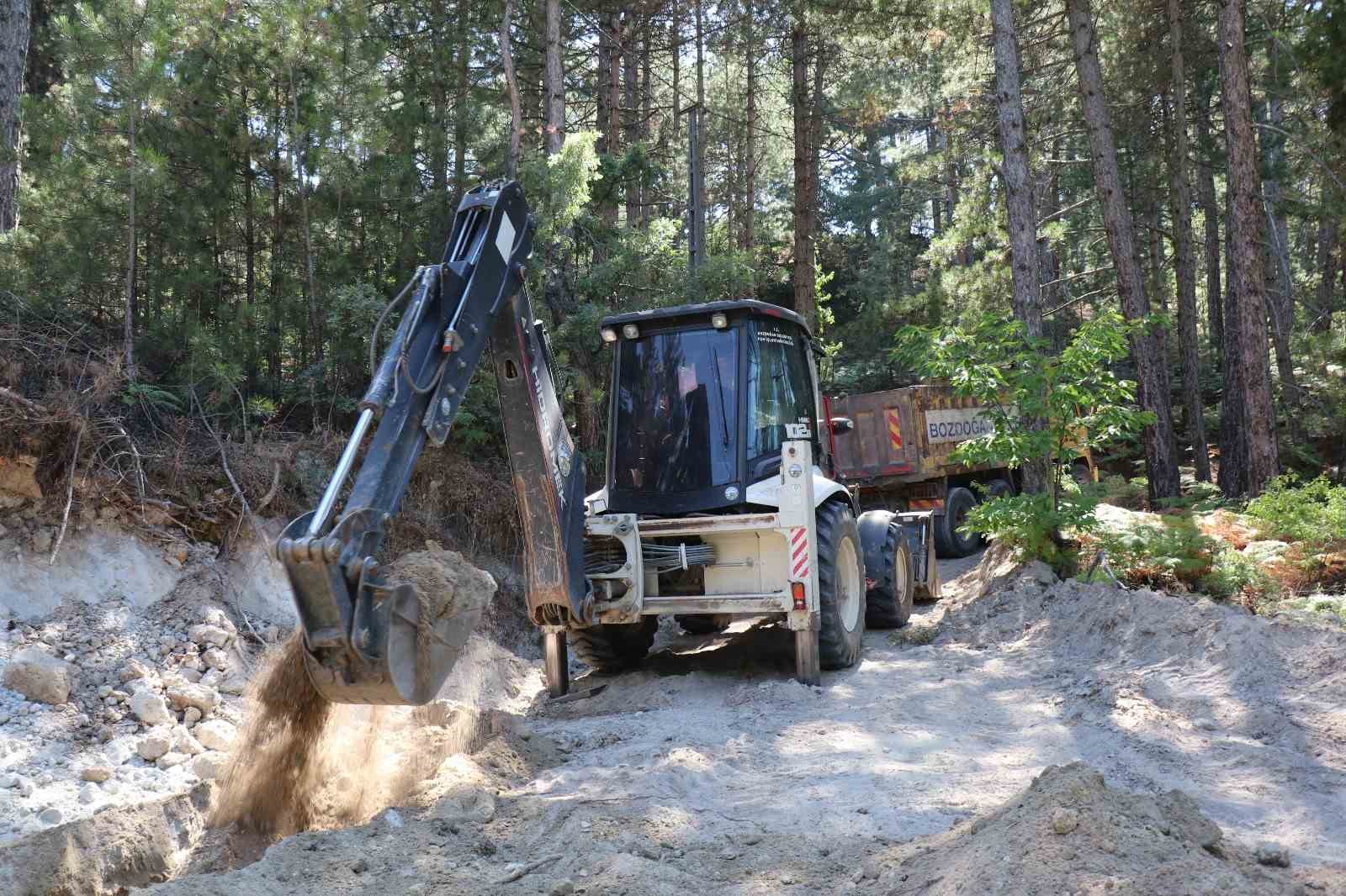 Bozdoğan’da yayla yollarında çalışma başlatıldı