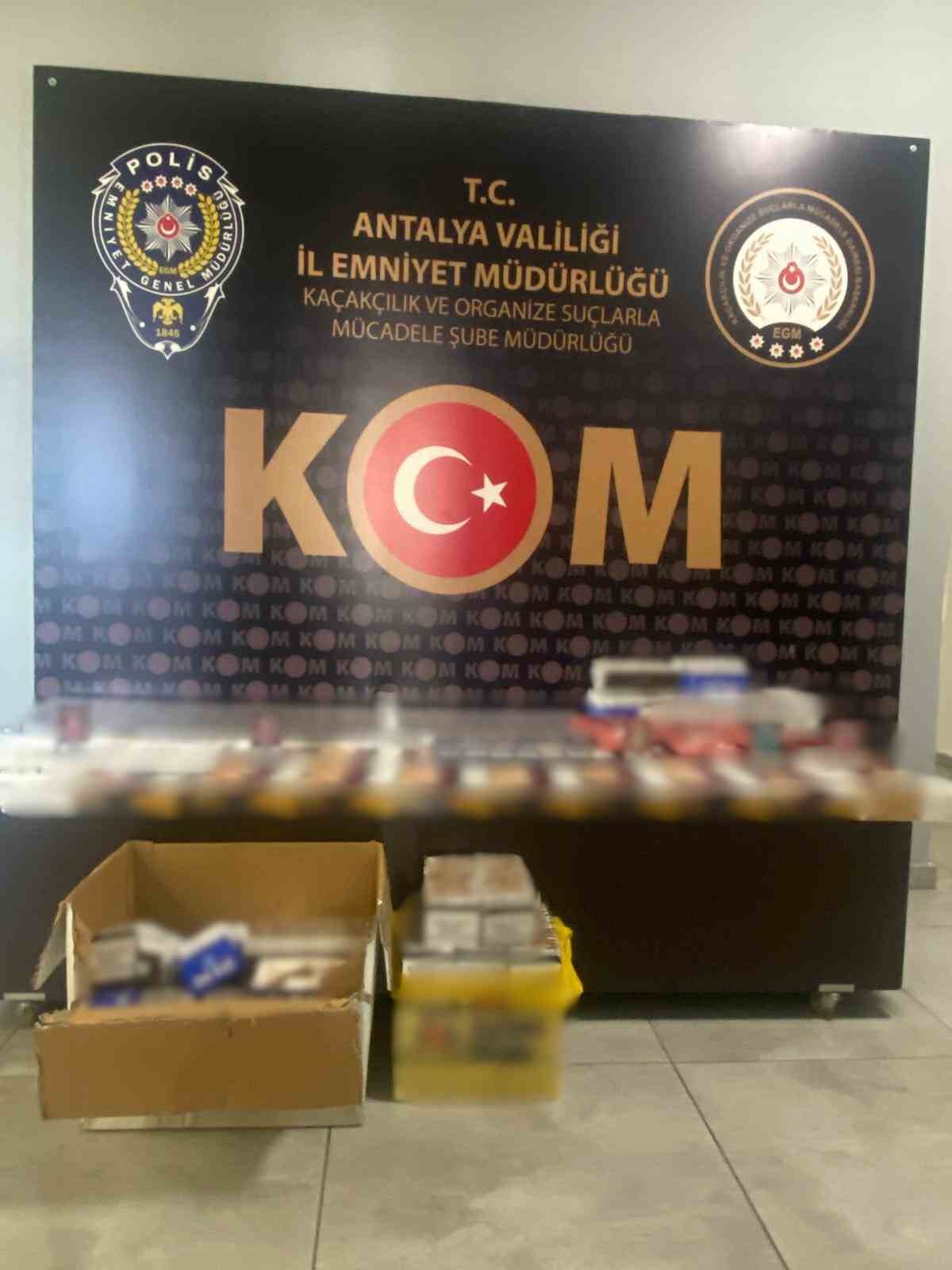 Antalya’da KOM operasyonlarında 2 şüpheli tutuklandı çok sayıda malzeme ele geçirildi