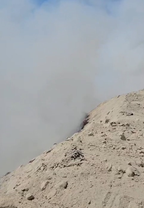 &Ccedil;&ouml;pl&uuml;kte &ccedil;ıkan yangın korkuttu
