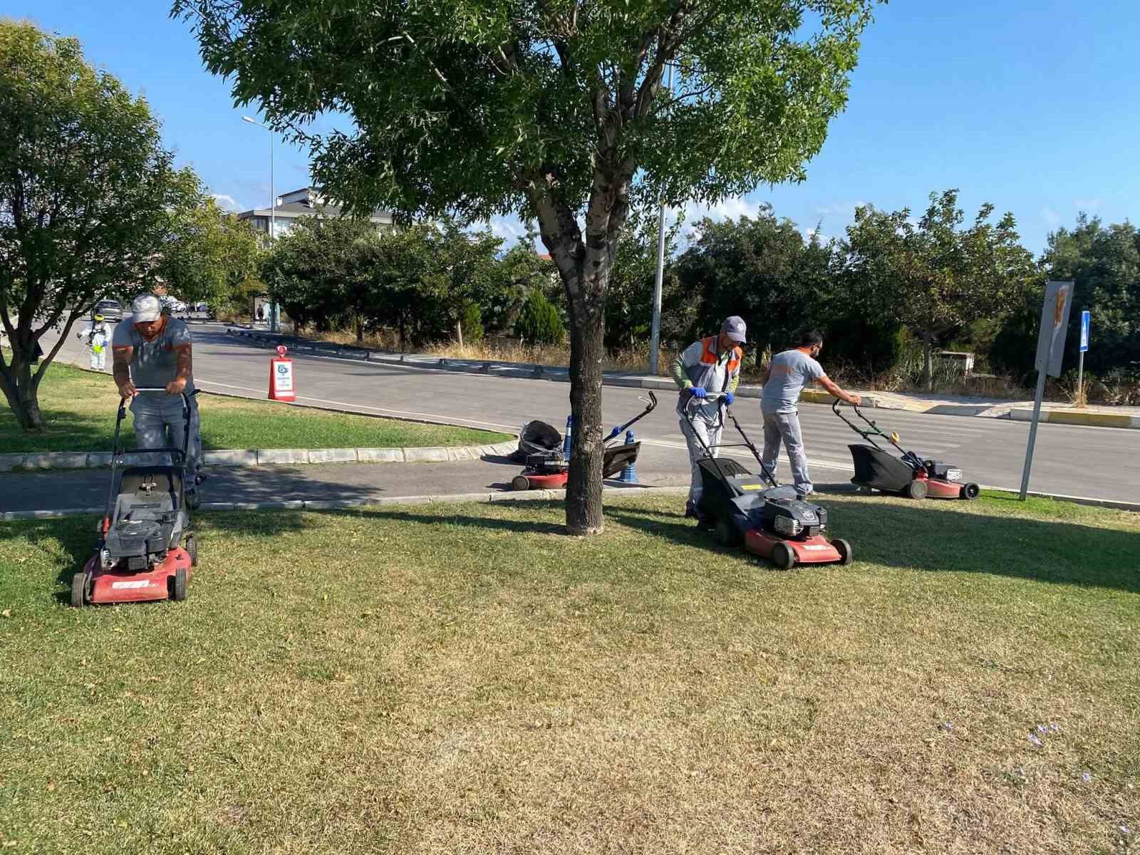 Bandırma Belediyesi&rsquo;nden hizmet seferberliği

