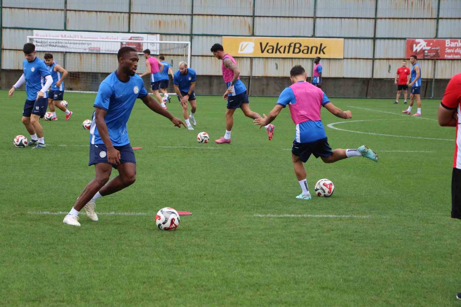 Casper Hojer: "G&uuml;&ccedil;l&uuml; bir takım oluşturduk"
