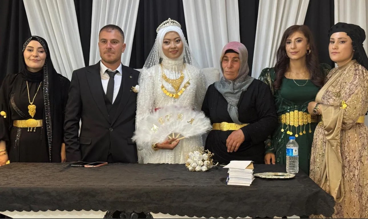 Y&uuml;ksekova&rsquo;ya Endonezyalı gelin: Aşkları kıtaları aştı
