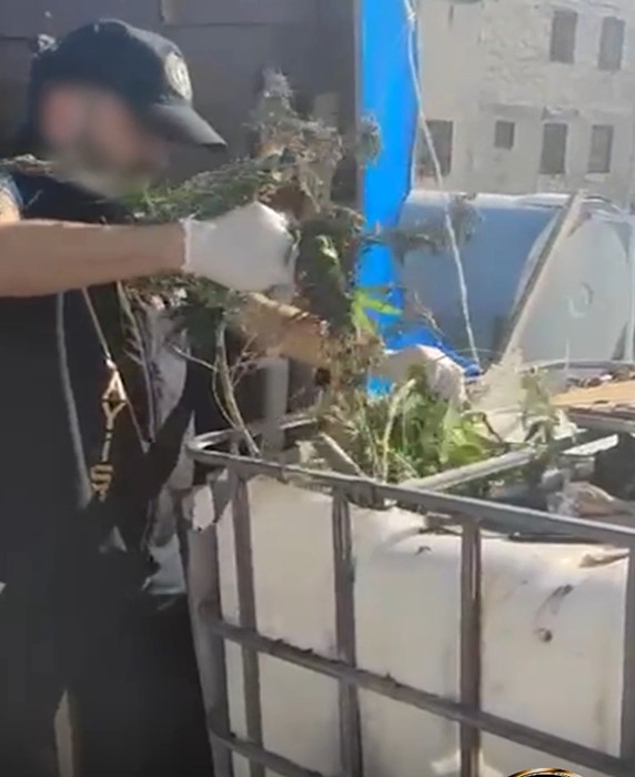 Tarihi Kemeraltı Çarşısı’nda uyuşturucu operasyonu: 3 gözaltı