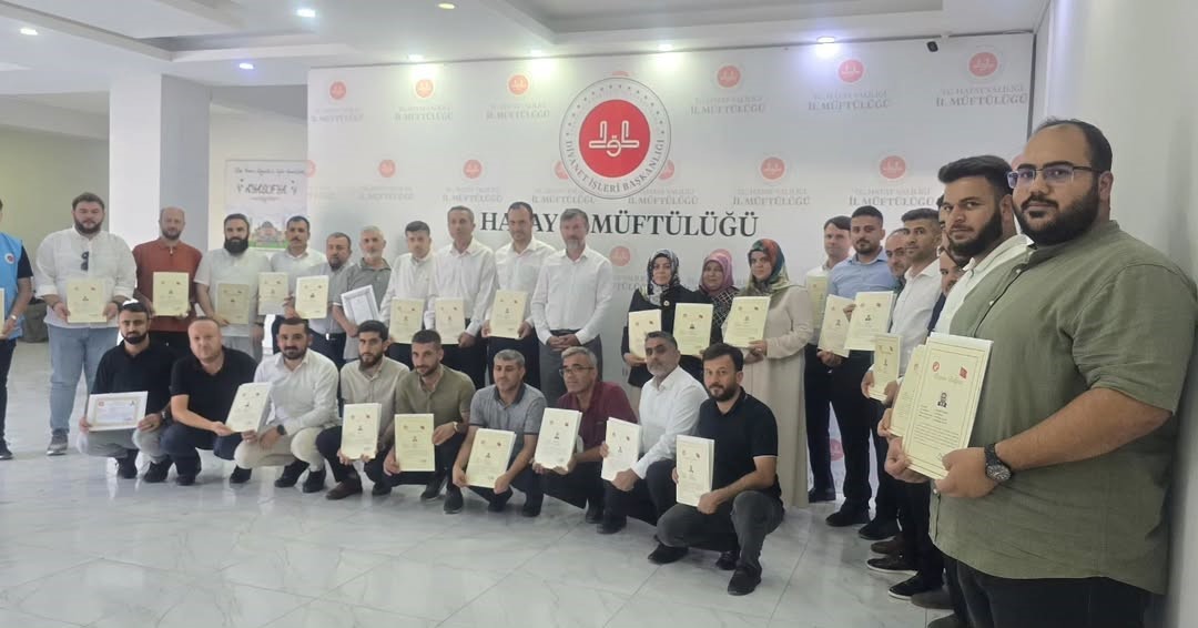 Hatay’da müftülük personeline başarı belgesi verildi