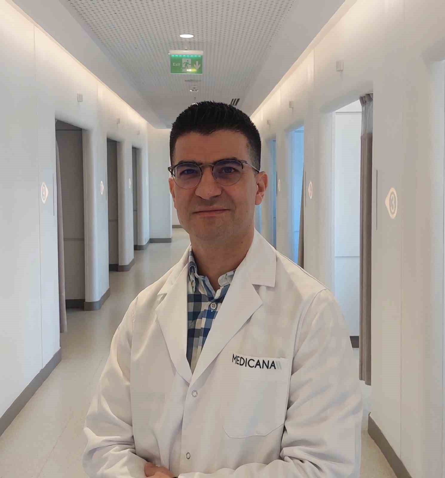 Bebeğiniz emmiyorsa nedeni parfümünüz olabilir
