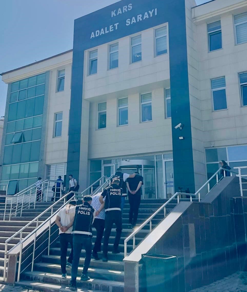 Kars’ta Bonzai ele geçirildi