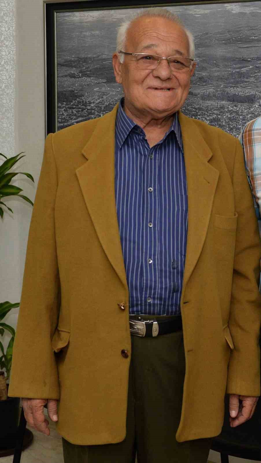 Antalya’nın eski belediye başkanlarından Selahattin Tonguç hayatını kaybetti