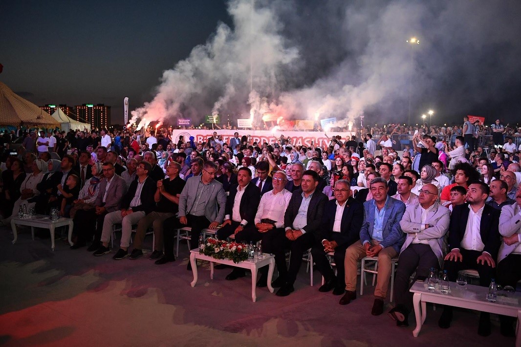 Başkan B&uuml;y&uuml;kkılı&ccedil;; D&uuml;nya Sivaslılar G&uuml;n&uuml; kutlamalarına katıldı
