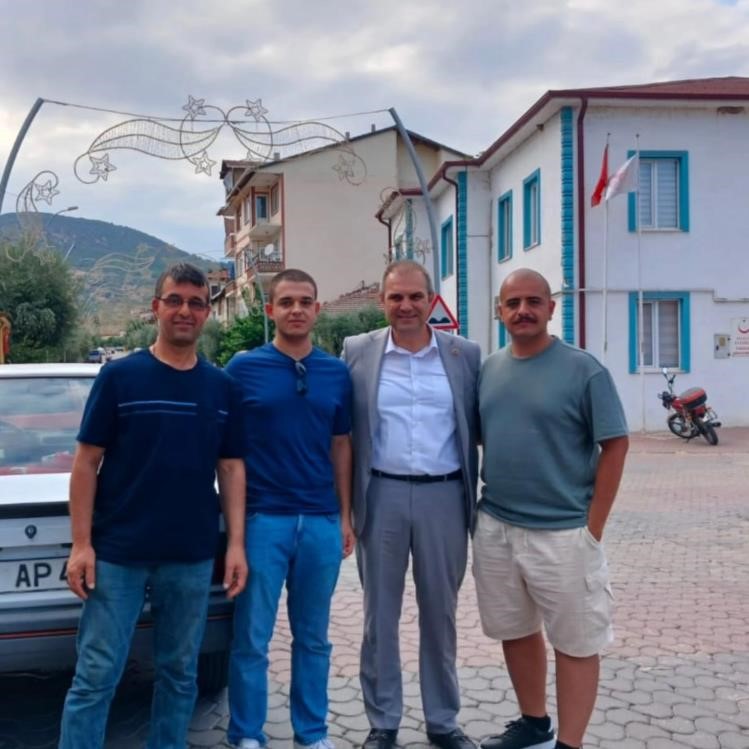 Bayırköy Belediye Başkanı Aykut Dilsiz, vatandaşların mutlu günlerinde yanlarında oldu
