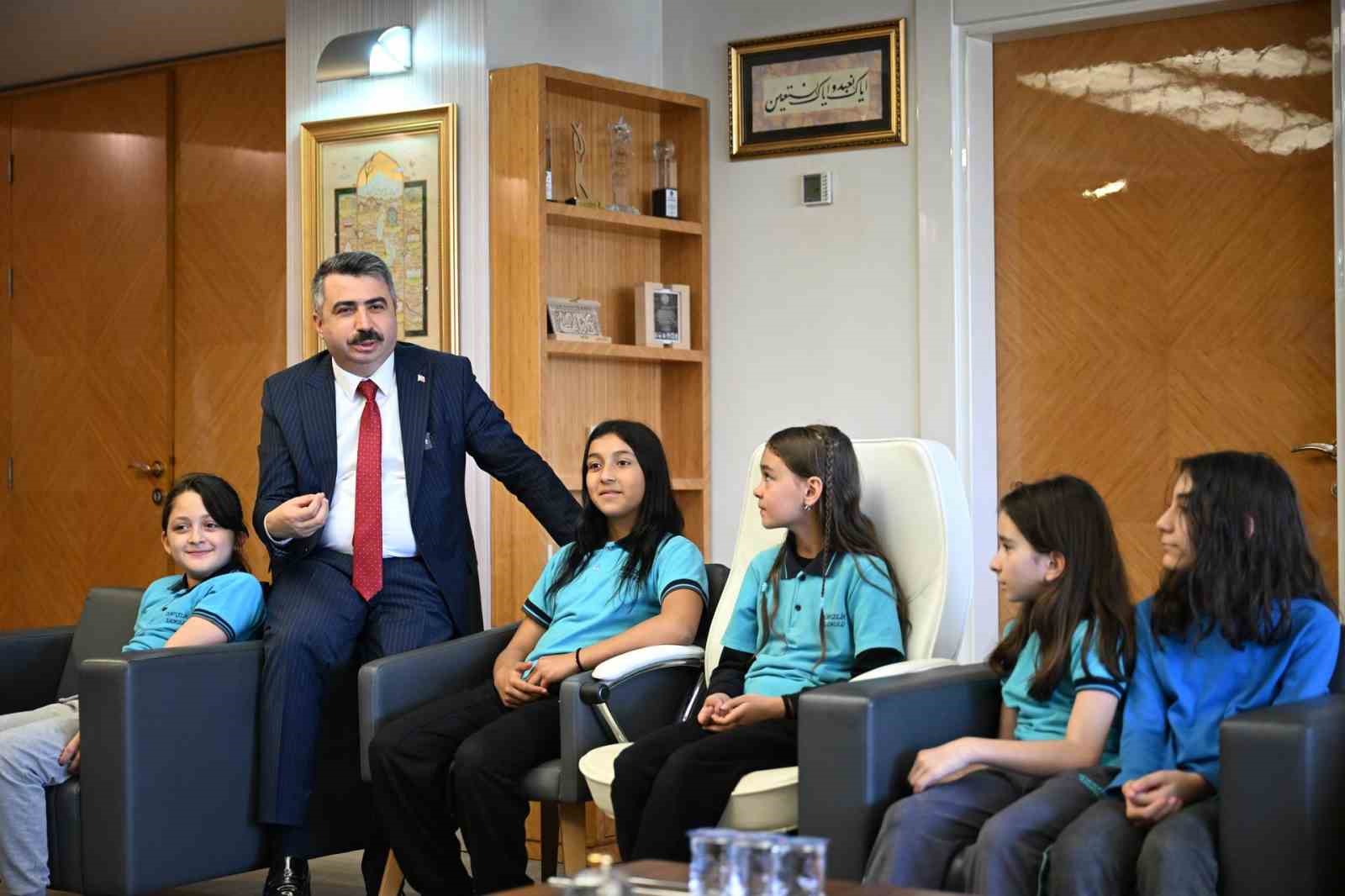 Yıldırım&rsquo;da eğitime tam destek
