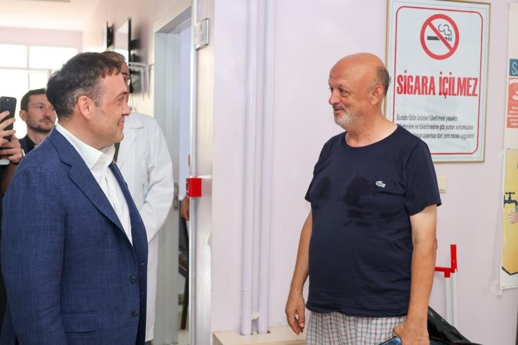 Vali S&ouml;zer&rsquo;den sağlık hizmetlerine yakın takip
