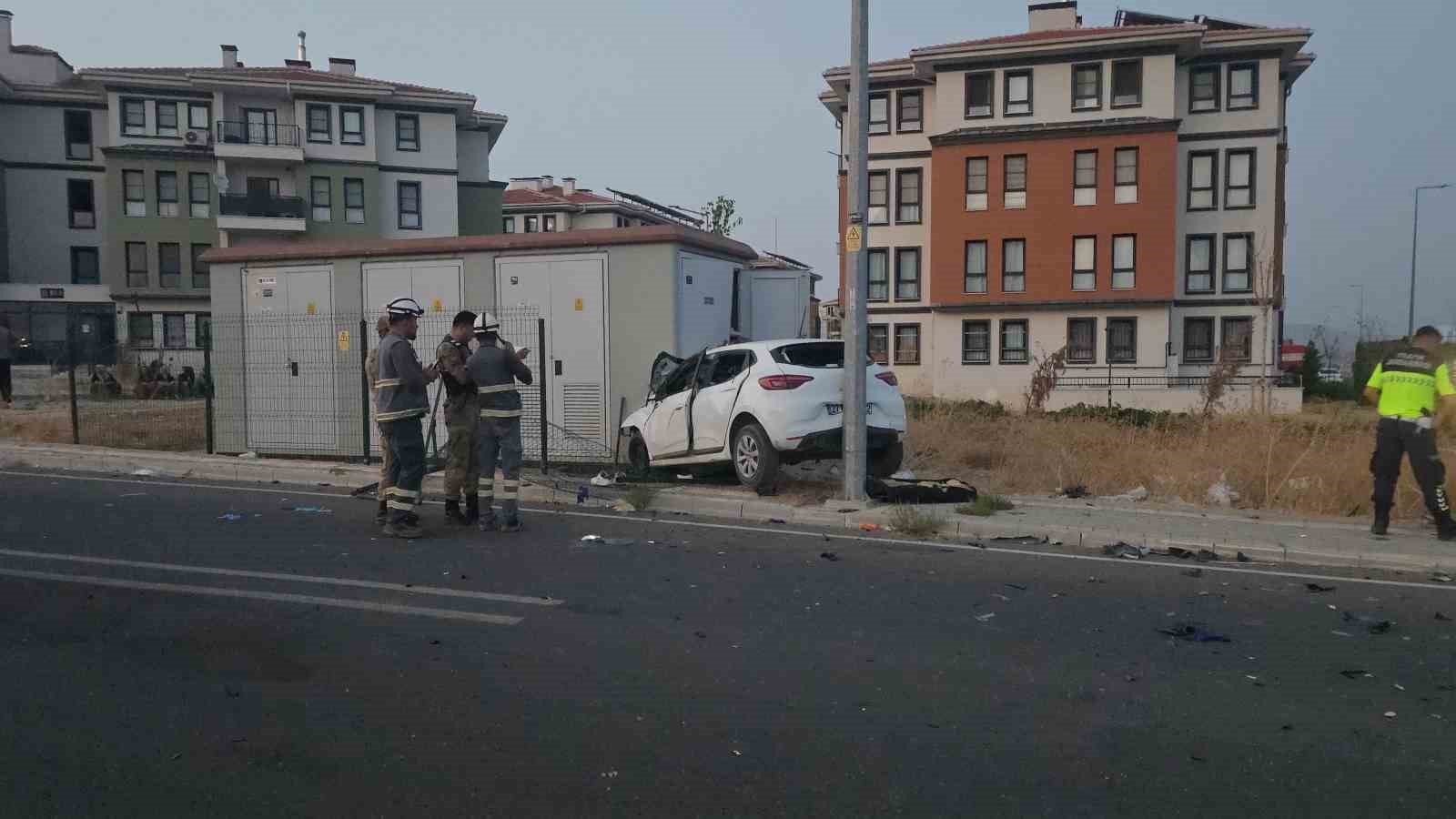 Gaziantep’te motosiklet ile araç çarpıştı: 1 ölü, 3 yaralı