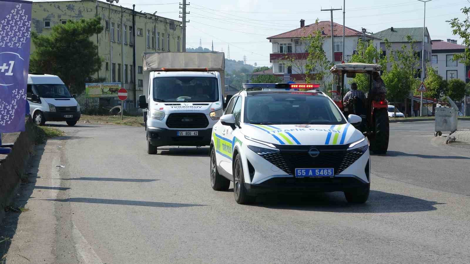 Tekkek&ouml;y Belediyesi&rsquo;nde 10 araca haciz
