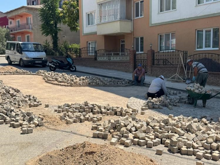 Vatandaş bildiriyor belediye harekete ge&ccedil;iyor
