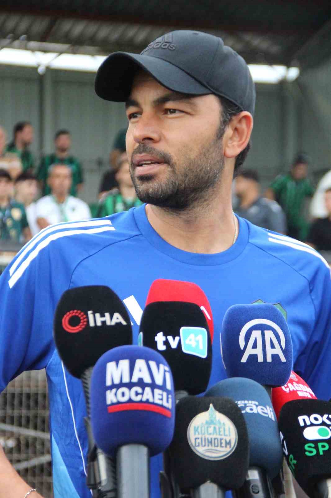 Selçuk İnan: "Çok sıkıntılı bir dönemdeyiz"
