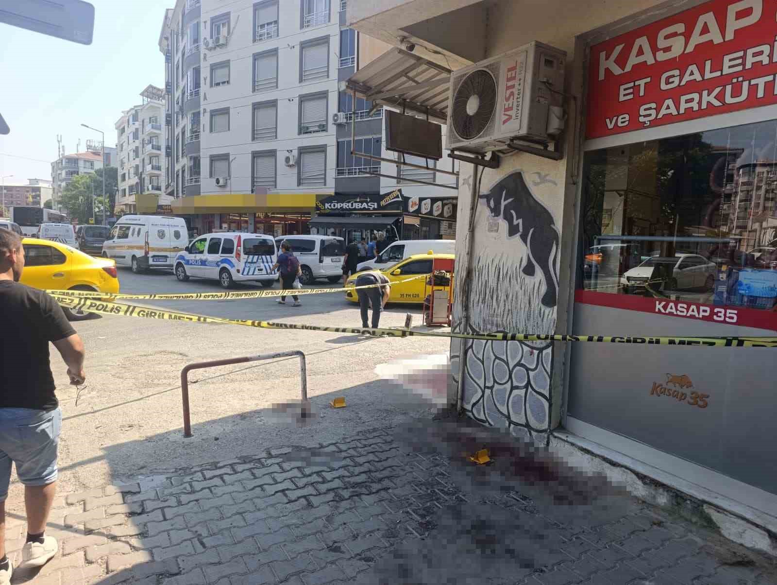 İzmir&rsquo;de bı&ccedil;aklı kavga: 2 yaralı
