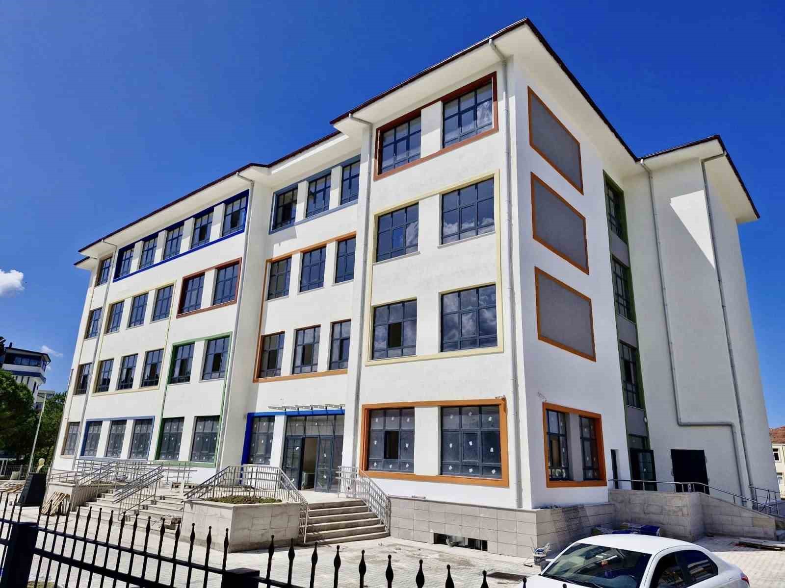 Gerze&rsquo;de 24 derslikli okul hizmete giriyor
