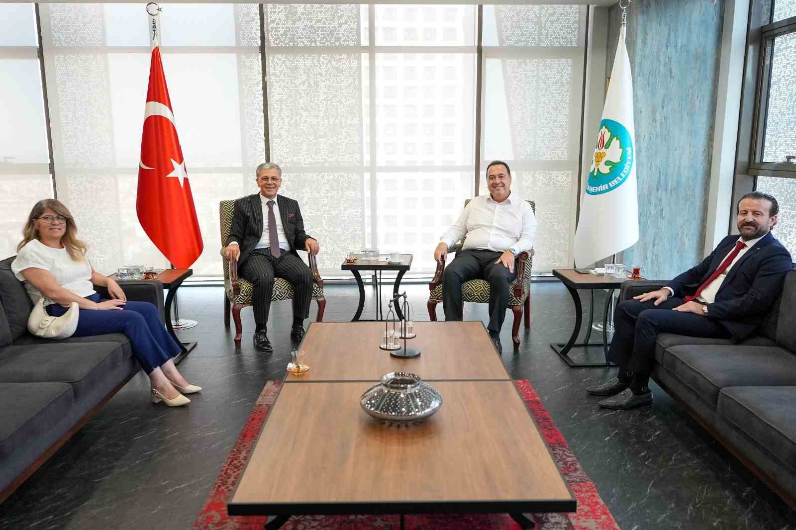 MİMSAD ’İnşaatçılar Çarşısı’ projesini Başkan Dutlulu ile paylaştı