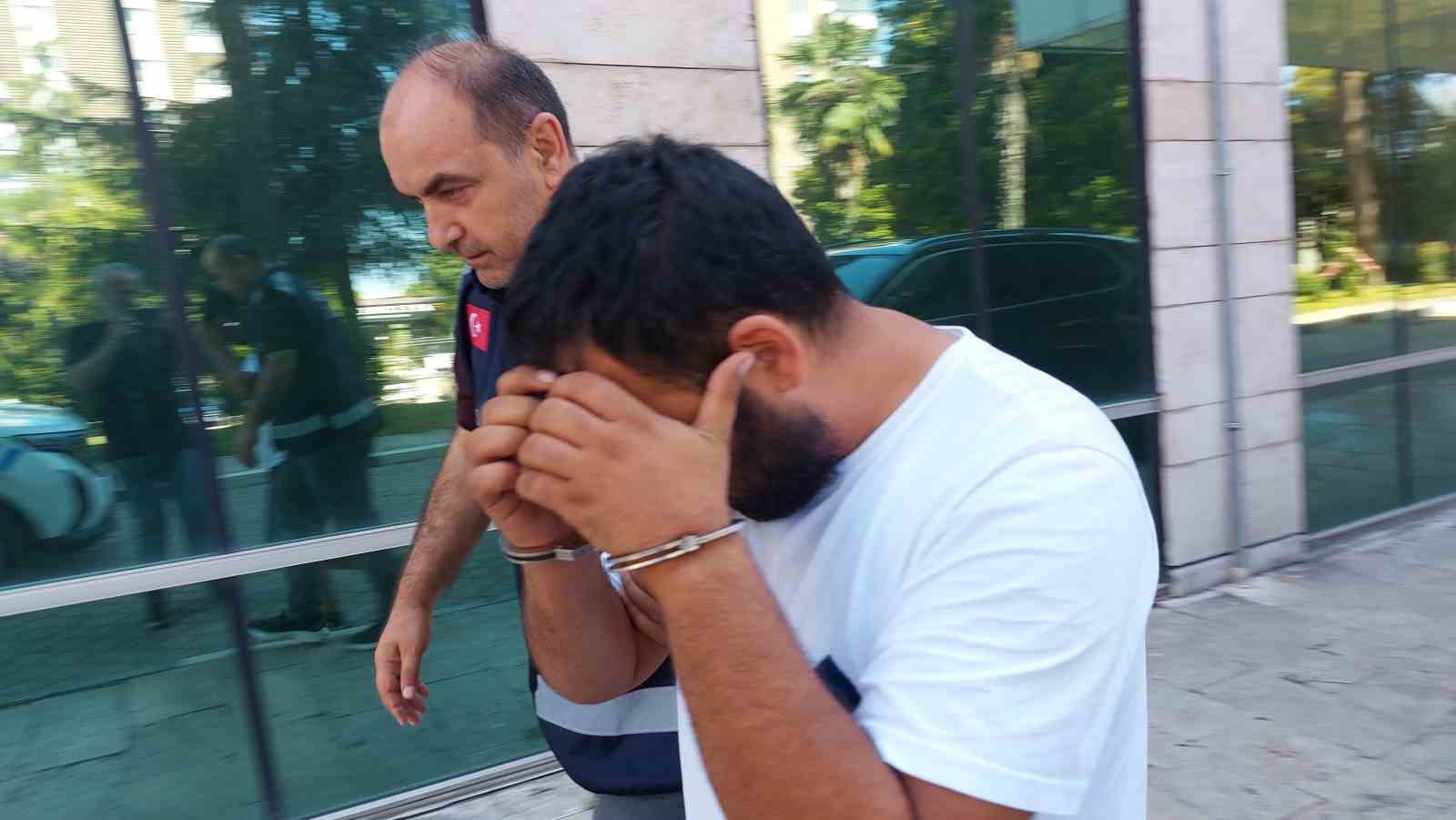 &Ouml;l&uuml;ml&uuml; kazaya karışan akaryakıt tankeri s&uuml;r&uuml;c&uuml;s&uuml; tutuklandı
