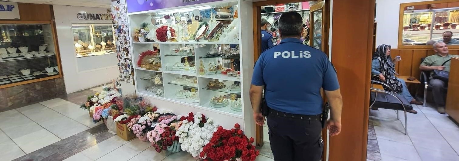 Kırşehir’de polis ekiplerinden piroteknik madde denetimi