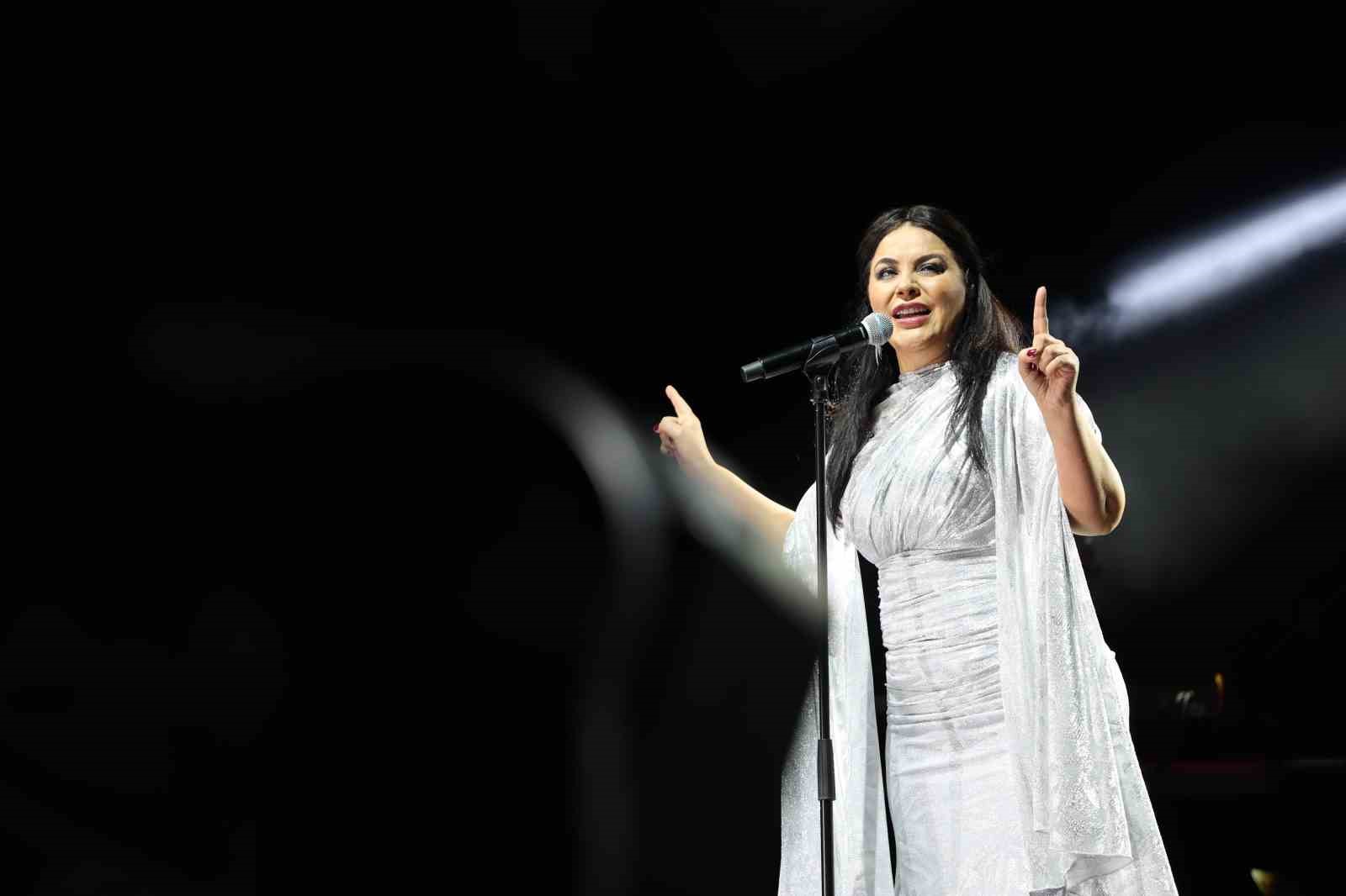 Haluk Levent ve Zara ile &Ccedil;orum&rsquo;da kulakların pası silinecek
