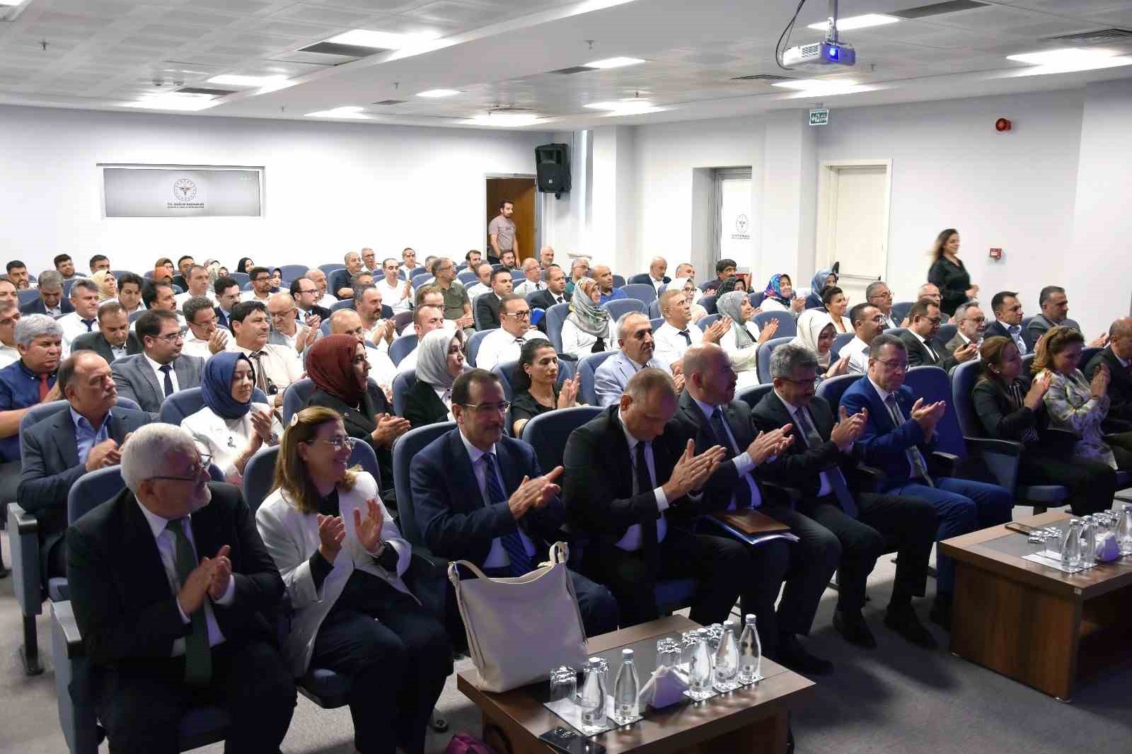 Kamu Hastaneleri Genel Müdürlüğü istişare toplantılarının ilki Konya’da gerçekleştirildi
