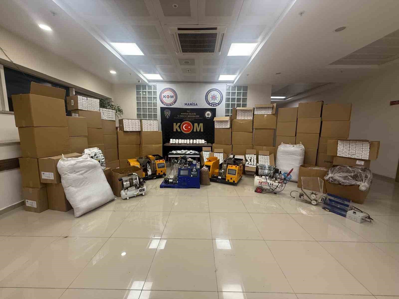 Manisa’da kaçak tütün operasyonu: 430 bin boş makaron ele geçirildi