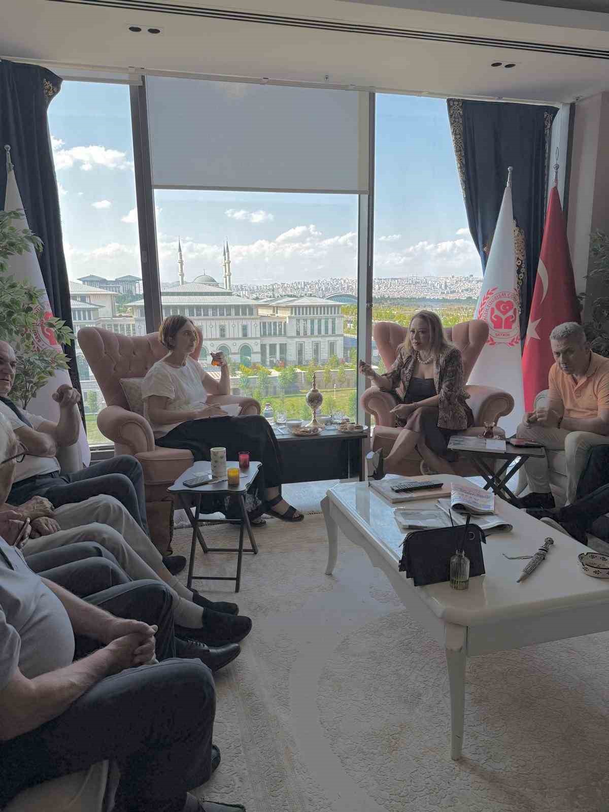 T&uuml;rkiye ve Avusturya arasında sağlıkta yeni iş birliği k&ouml;pr&uuml;s&uuml; kuruluyor
