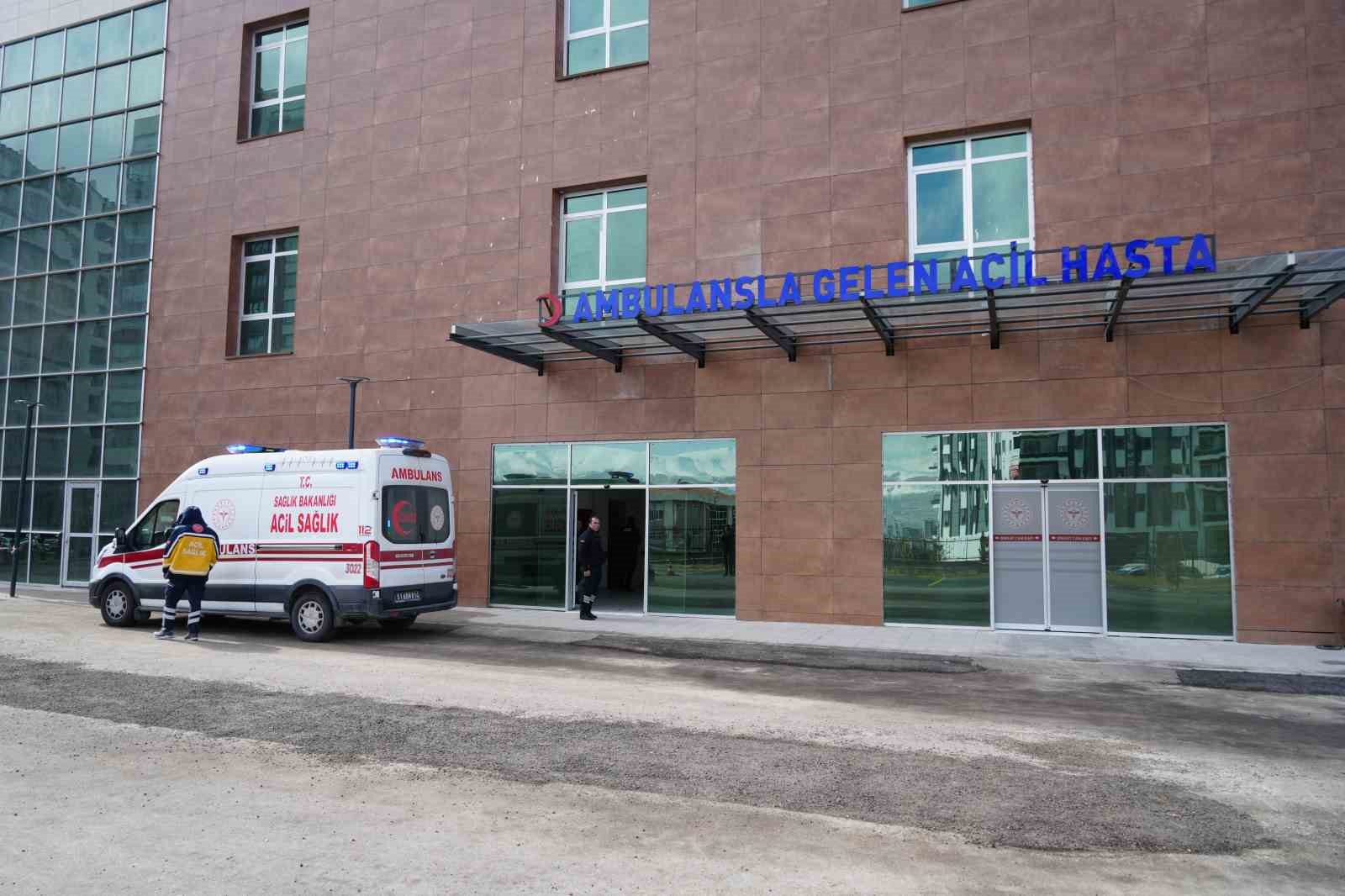 Bozk&ouml;y Belediye Başkanı Muammer &Ccedil;elikbaş trafik kazası ge&ccedil;irdi
