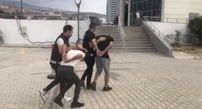 Hatay’da çeşitli suçlardan aranan 2 şahıs tutuklandı